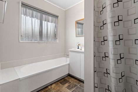 Photo of property in 77 Peacockes Road, Fitzroy, Hamilton, 3206