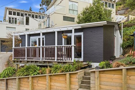 Photo of property in 47 Hawkhurst Road, Lyttelton, 8082