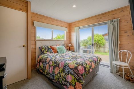 Photo of property in 39 Cholmondeley Crescent, Whitianga, 3510