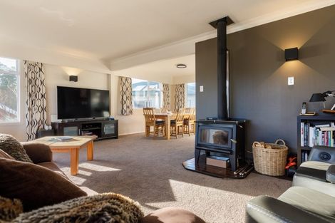 Photo of property in 7 Krishna Way, Khandallah, Wellington, 6035