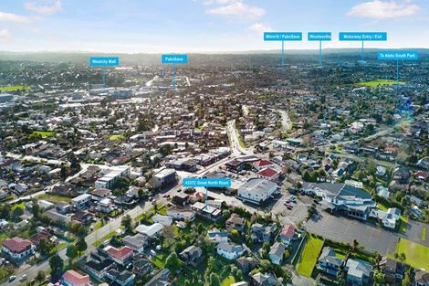 Photo of property in 4337c Great North Road, Glendene, Auckland, 0602