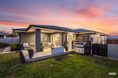 Photo of property in 11 Te Wiremu Lane, Otaki, 5512