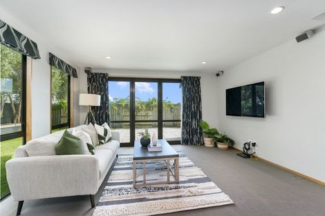 Photo of property in 8 Avion Terrace, Raumati Beach, Paraparaumu, 5032