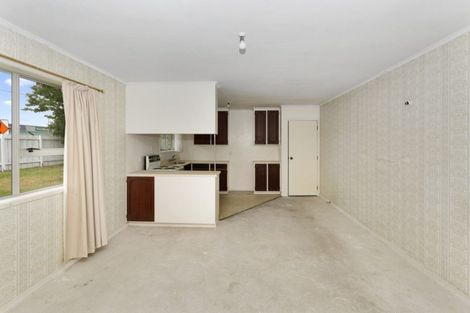 Photo of property in 1/2 Palm Court Drive, Glen Eden, Auckland, 0602