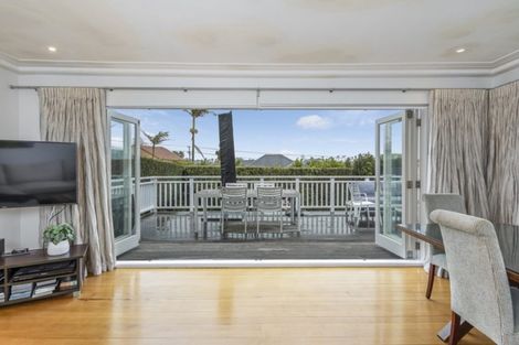 Photo of property in 185 Riddell Road, Glendowie, Auckland, 1071