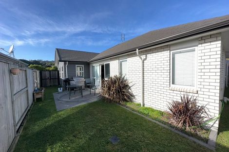 Photo of property in 44 Awataha Crescent, Pyes Pa, Tauranga, 3110