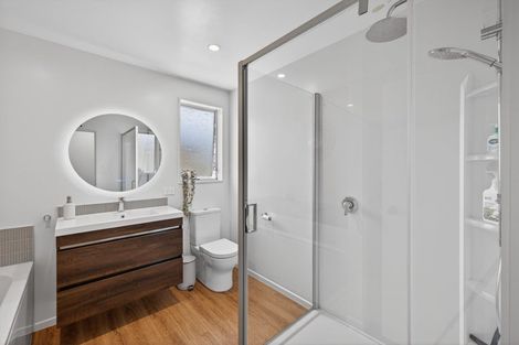 Photo of property in 2/21 Cob Crescent, Woolston, Christchurch, 8062