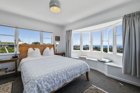 Photo of property in 421 Devon Street West, Lynmouth, New Plymouth, 4310