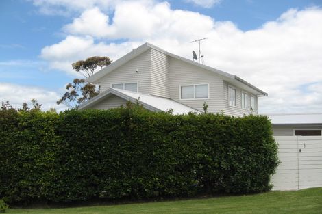 Photo of property in 6 Tindalls Bay Road, Tindalls Beach, Whangaparaoa, 0930