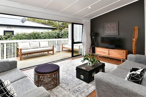 Photo of property in 4 Serene Place, Gulf Harbour, Whangaparaoa, 0930