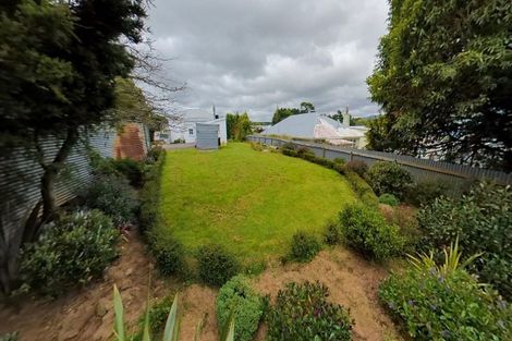 Photo of property in 2 Bridge Street, Eketahuna, 4900