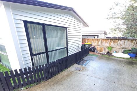 Photo of property in 3a Matakohe Road, Westgate, Auckland, 0814
