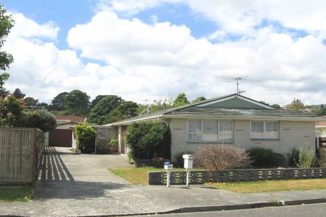 Photo of property in 30b Roband Crescent, Brown Owl, Upper Hutt, 5018
