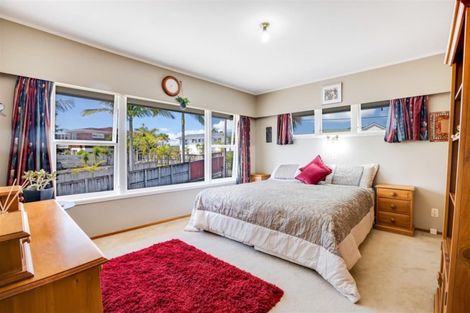 Photo of property in 41a Kowhai Road, Mairangi Bay, Auckland, 0630