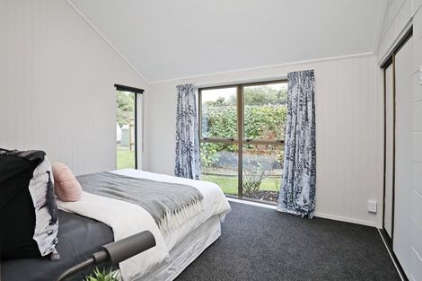 Photo of property in 24 John Street, Otatara, Invercargill, 9879