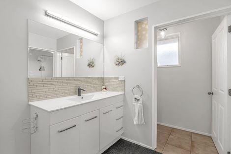 Photo of property in 14 Clifford Place, Amberley, 7410