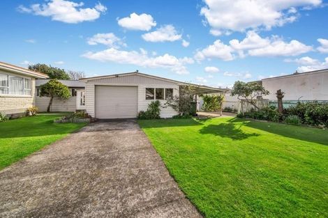 Photo of property in 52a Dixon Avenue, Hawera, 4610