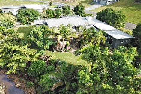 Photo of property in 5 Mandeno Drive, Kerikeri, 0230