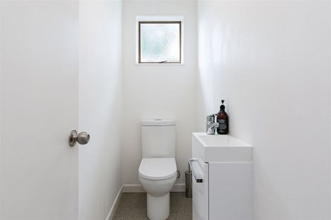 Photo of property in 80a Jubilee Road, Khandallah, Wellington, 6035