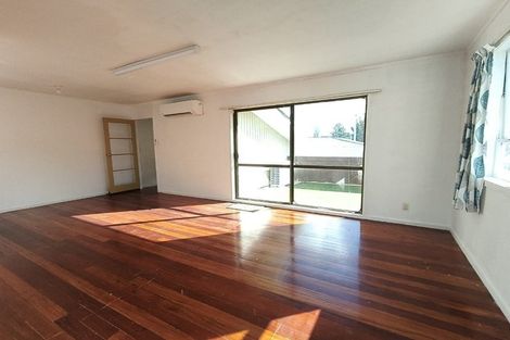Photo of property in 1/28 Tonar Street, Northcote, Auckland, 0627