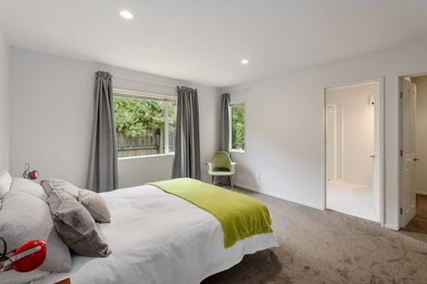 Photo of property in 22 Fineran Lane, Cashmere, Christchurch, 8022