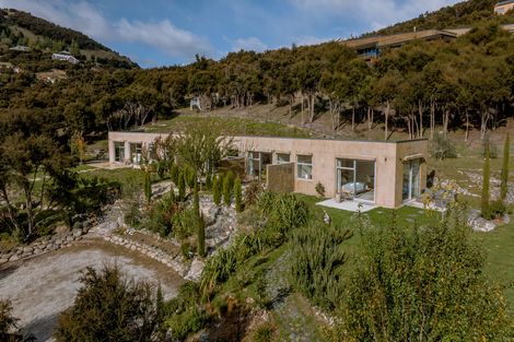 Photo of property in 18 Hidden Hills Drive, Wanaka, 9305