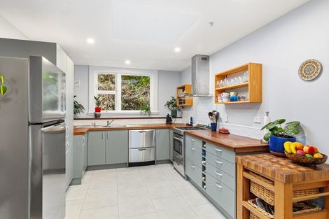 Photo of property in 68 Totara Road, Miramar, Wellington, 6022