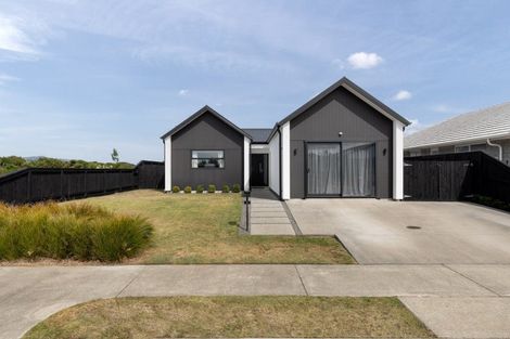 Photo of property in 1 Coolgardie Close, Papamoa, 3118