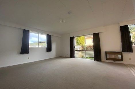 Photo of property in 1 Fremont Grove, Totara Park, Upper Hutt, 5018