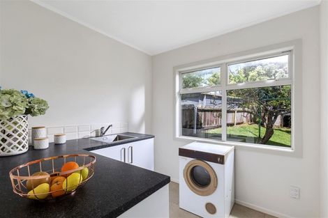 Photo of property in 8 Altona Road, Forrest Hill, Auckland, 0620