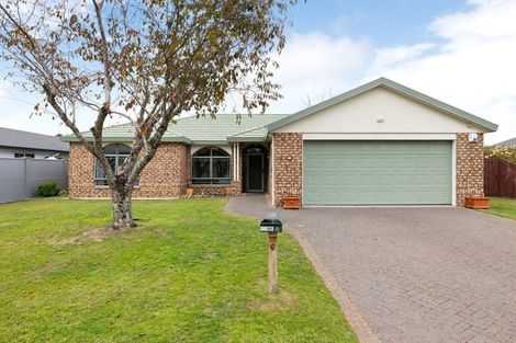Photo of property in 6 Bouverie Crescent, Flagstaff, Hamilton, 3210