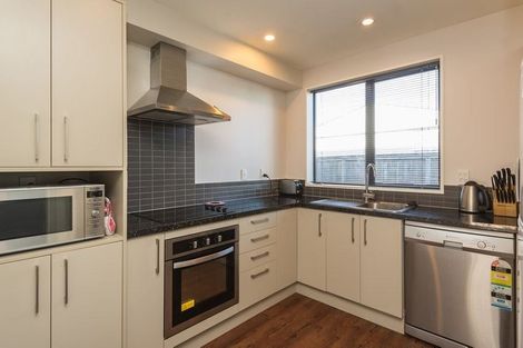 Photo of property in 1/82 Packe Street, Edgeware, Christchurch, 8013