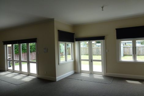 Photo of property in 23 Milverton Avenue, Hokowhitu, Palmerston North, 4410
