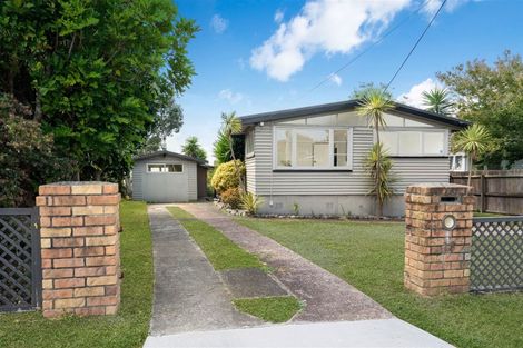 Photo of property in 16 Chorley Avenue, Massey, Auckland, 0614
