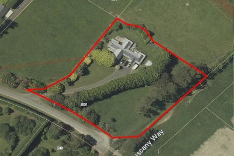 Photo of property in 205 Valley Views, Fitzherbert, Palmerston North, 4472