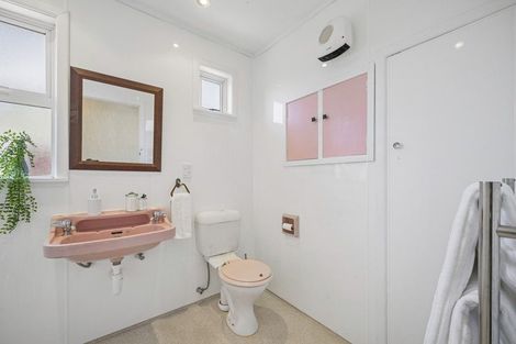 Photo of property in 44 Ellesmere Avenue, Miramar, Wellington, 6022