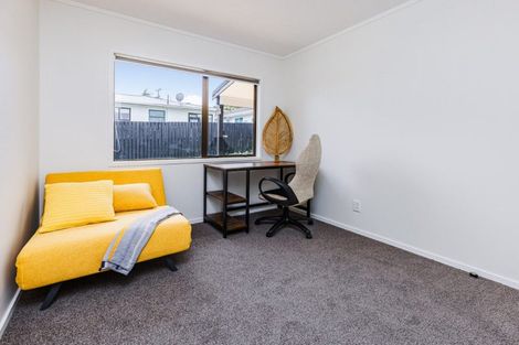 Photo of property in 2/55 Alfriston Road, Manurewa East, Auckland, 2102