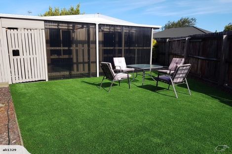 Photo of property in 13 Broadbent Street, Riccarton, Christchurch, 8041