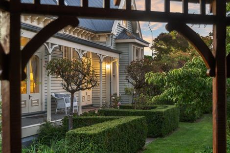 Photo of property in 172 Blighs Road, Strowan, Christchurch, 8052