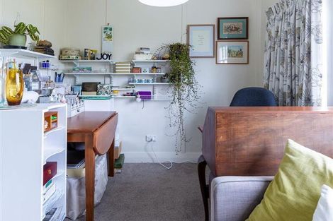 Photo of property in 17 Rhodes Street, Waimate, 7924