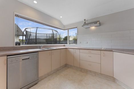 Photo of property in 2 Fauchelle Court, Feilding, 4702