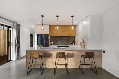 Photo of property in 69 Howden Drive, Jacks Point, 9371