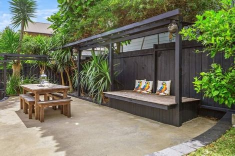 Photo of property in 157 Landscape Road, Mount Eden, Auckland, 1024
