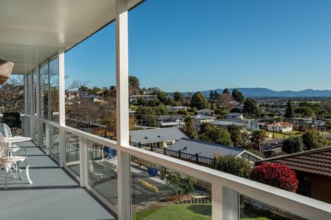 Photo of property in 145 Bellevue Road, Brookfield, Tauranga, 3110