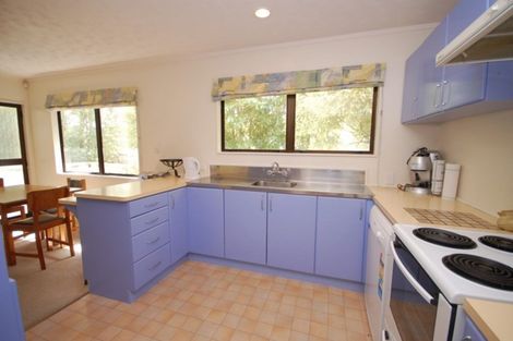 Photo of property in 5 Holland Grove, Richmond Heights, Taupo, 3330