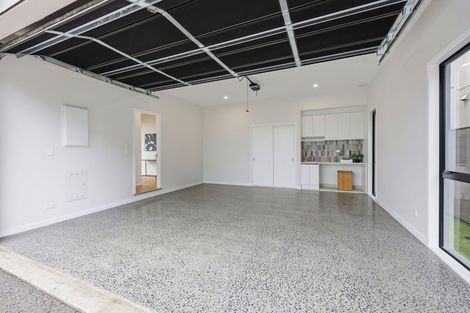 Photo of property in 23b Sorrel Crescent, Bucklands Beach, Auckland, 2012