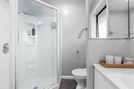 Photo of property in 31 Oriana Crescent, Hornby, Christchurch, 8042