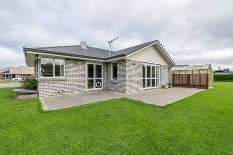 Photo of property in 8 Mcauley Place, Waikiwi, Invercargill, 9810