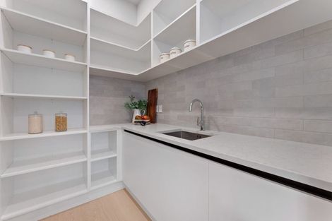 Photo of property in 9 Halcyon Bay Lane, Wainui, 0992