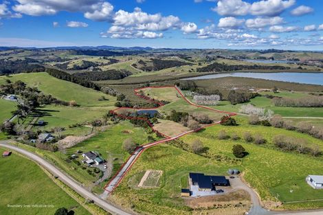 Photo of property in 111 Petley Road, Paparoa, 0571